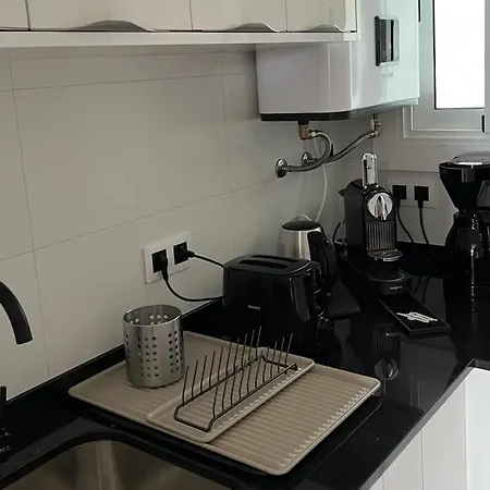 Solmar2 A 100 M, Terrasse Vue Mer, Parking, Wi-fi Apartment Roses